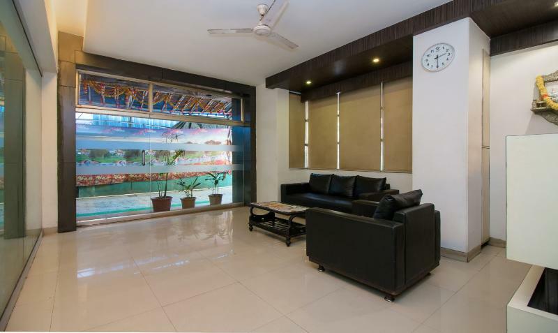 Treebo Trend Golden Nest Hotel ธาเน ภายนอก รูปภาพ